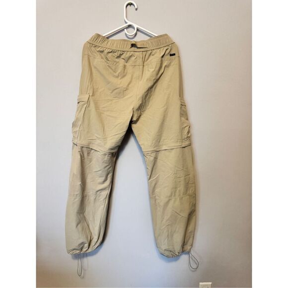 Pacsun baggy tan cargo/parachute/tactical pants size medium - Picture 4 of 4